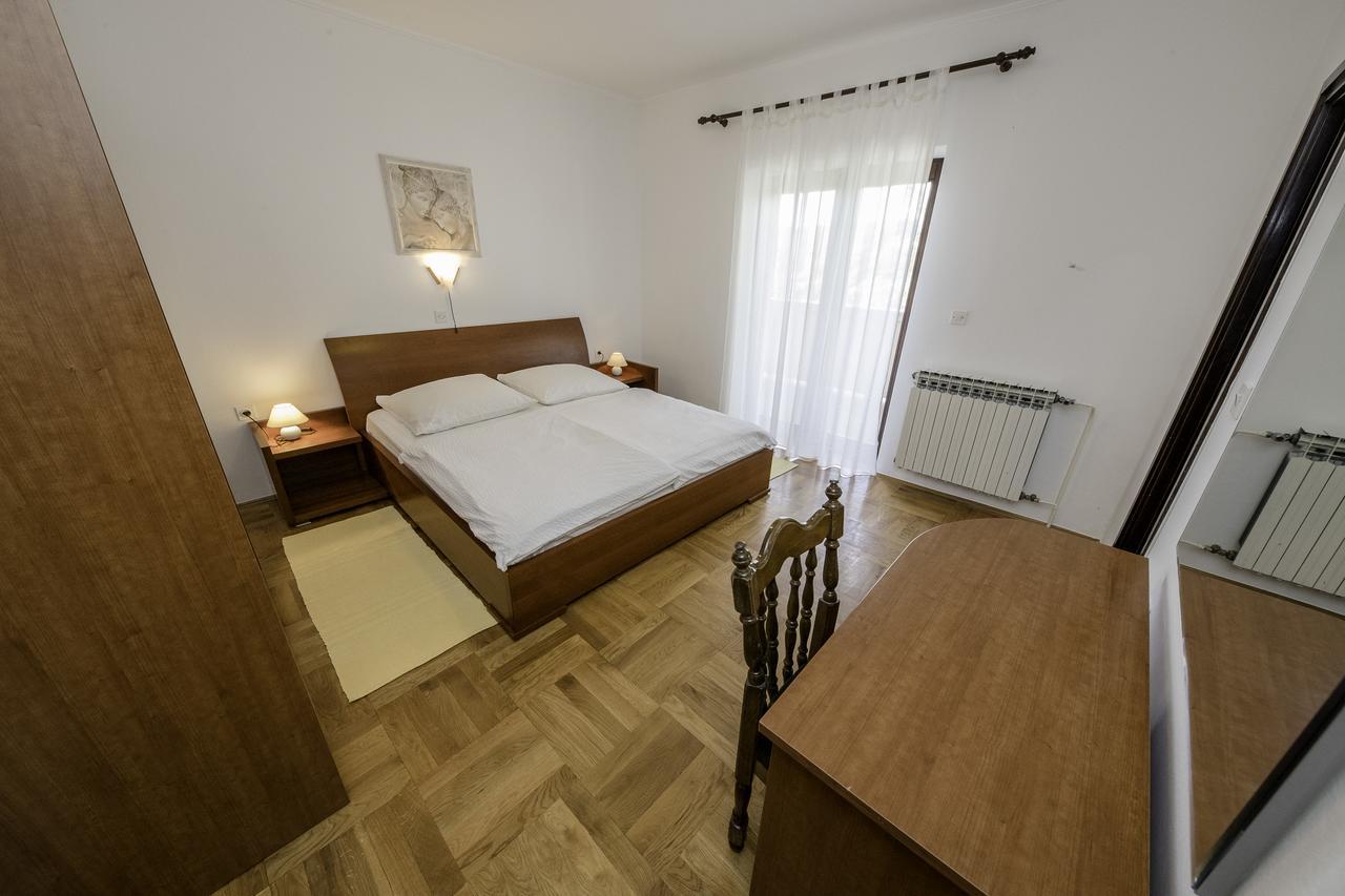 Apartments Dedic Supetarska Draga Exterior photo
