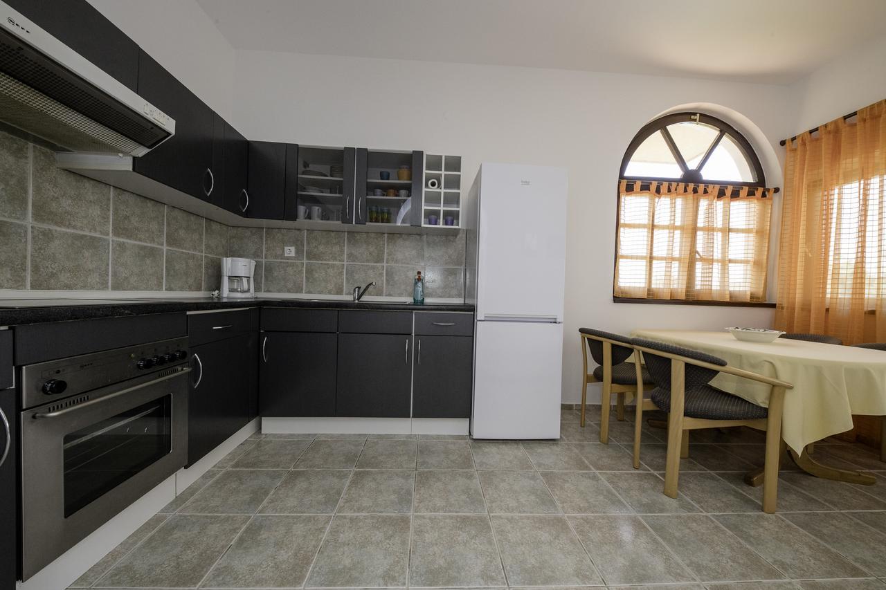 Apartments Dedic Supetarska Draga Exterior photo